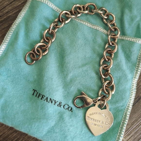 Tiffany & Co. Heart bracelet - Picture 1 of 2